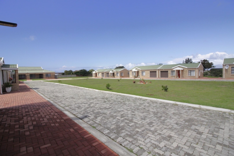 1 Bedroom Property for Sale in C Place Eastern Cape